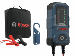 Bosch C40-Li Kfz-Batterieladegerät, 5 Ampere, mit Erhaltungsfunktion - 6 / 12 V für Lithium-Ionen, Blei-Säure, EFB, GEL und AGM-Batterien C40-Li - 5A - Lithium-Ionen-kompatibel