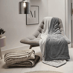 s.Oliver 1280 Kuscheldecke 150x200 cm - doppellagige Tagesdecke beige wollweiß