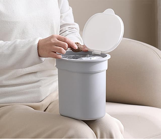 Sinxioer Tischmülleimer mit Deckel, Tischabfalleimer 2.8L, Mülltonne Klein Papierkorb für Schreibtisch, kleiner mülleimer Wohnzimmer-Desktop,bio mülleimer klein küche(Grau) Grau + Weiß