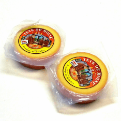Tete de Moine AOP Classic Mönchskopfkäse 2x400g zwei halbierte Laibe für Girolle Käsehobel KÜHLBOX-Versand mit Styroporbox und Spezialkühlakku für Lebensmittelversand