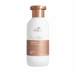 Wella Professionals Fusion Intense Repair Tiefenreinigungsshampoo – reparierende Haarpflege für kaputtes Haar – glättendes Haarshampoo für bessere Kämmbarkeit – 250 ml Shampoo 250 ml