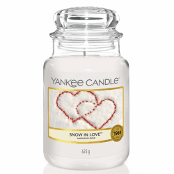 Yankee Candle Duftkerze im Glas (groß) / Snow In Love / Kerze mit langer Brenndauer bis zu 150 Stunden / Perfekte Geschenke für Frauen