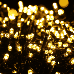 BrizLabs 2000 LED Weihnachten Lichterkette Außen, 50M Weihnachtsbeleuchtung Innen Cluster Lichterkette Strombetrieben 8 Modi Wasserdicht Büschellichterkette für Zimmer Garten Hochzeit Party, Warmweiß Warmweiß 2000 LED