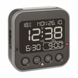 TFA Dostmann Bingo 2.0 digitaler Funk-Wecker, 60.2552.01, invertiertes Display, 2 Weckalarme, Datum + Wochentag, inkl Thermometer, mit Licht, ohne Ticken, Funkuhr, L 95 x B 41 x H 96 mm, schwarz