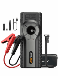 NASTIMA Starthilfe Powerbank mit Kompressor, Hohe Spitzenstrom Jump Starter PowerBank QC18W für 8L Benzin, 6L Diesel Motor, 4 in 1 Jump Starter mit Led-Taschenlampe,Smart Clip Cord,Aufbewahrungstasche
