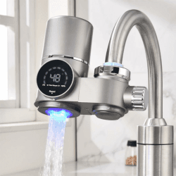 Wasserfilter Wasserhahn mit LED Anzeige, Wasserfilter Trinkwasser für Küche, entfernt Chlor, Schwermetalle und schlechten Geschmack, Kalkfilter Wasserhahn mit Blaulicht (Inkl. Filter*1)