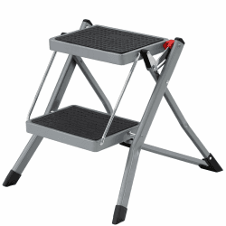 SONGMICS Trittleiter mit 2 Stufen, zusammenklappbar, Trittbreite 20 cm, Gummi, rutschfest, mit Griff, Belastung 150 kg, aus Stahl, Grau und Schwarz GSL002GY01 Grau + Schwarz