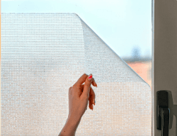 MARAPON® Fensterfolie mit Mosaikmuster [60x200 cm] inkl. eBook mit Profitipps - Statische Haftung & Blickdicht - Fensterfolie Sichtschutz - Fensterfolie selbsthaftend Blickdicht Mosaik 0.60 x 2 m
