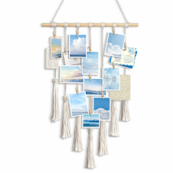 ecooe Foto hängendes Makramee Wandbehang Fotowand Bilderrahmen Collage Boho Deko für Wohnkultur mit 24 Holzklammern und 1 spurlosen Nägeln Fotoaufhängung (100 cm x 40 cm) Makramee Fotohalter Baumwolle und Holz