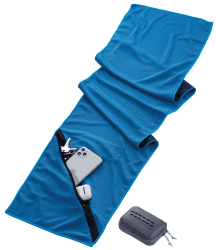 TROIKA Fitness-Handtuch mit erfrischendem Verdunstungs-Kühleffekt durch Wabenstruktur Mikrofaser Blau, Größe: 113cm x 25cm x 1cm, TWL20/DB