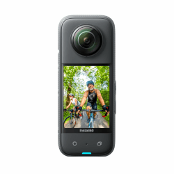 Insta360 X3 mit Stickern: wasserdichte 360° Action Kamera mit 1,27 cm (1/2 Zoll)-Sensor, 5,7 K 360°, 72 MP 360° Fotos, Stabilisierung, 5,8 cm (2,29 Zoll)-Touchscreen, Vibrationserkennung und mehr