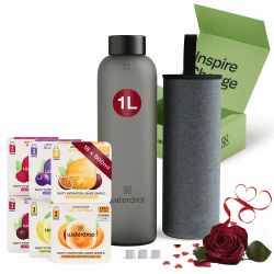 waterdrop® Valentinstag Geschenkset – 1L Glas-Trinkflasche auslaufsicher & kohlensäuregeeignet – 18 Zuckerfreie Getränkewürfel – Premium Geschenkbox – Geschenk für Sie & Ihn, Männer & Frauen