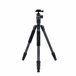 Rollei C6i kompaktes, leichtes Fotostativ aus Carbon, 3in1-Stativ, verwendbar als Dreibeinstativ, Makrostativ und Monopod, Arca Swiss kompatibel, inkl Kugelkopf, Spikes u Stativtasche-Schwarz