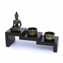 Flanacom Zen Garten mit Buddha Figur - Japanischer Miniatur Garten - Feng Shui Kerzenhalter - Esotherik Set mit 2 Teelichtern - Glücksbringer aus dem Buddhismus und Daoismus (als Teelichthalter)