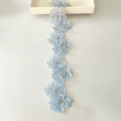 2 Yards 3D Blume Spitze Trim Perlen Floral bestickt Spitze Trim Stoff Blumen Applikationen Spitze Band Handmade DIY Nähen liefert Handwerk für Kostüm Hut Dekoration (Blau)