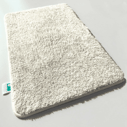 casa pura Badematte Creme weicher, Flauschiger Badezimmerteppich in Shaggy Optik, Badvorleger rutschfest waschbar - Duschvorleger, Teppich Fußmatte für Badezimmer, Dusche 60x100 cm, Ivory Sky Soft