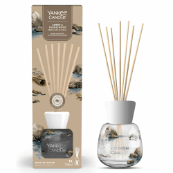 Yankee Candle Signature Diffusor mit Rattanstäbchen | Amber & Sandalwood | 100ml | bis zu 10 Wochen Duft | Recycelbare Verpackung | Perfekte Geschenke für Frauen