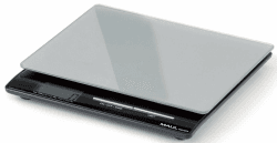 MAUL Briefwaage MAULsquare 18 x 15 cm | Waage bis 5kg belastbar | Moderne Küchenwaage mit Glasoberfläche | Automatische Nullstellung und Abschaltautomatik | Inklusive Batterien | Silber