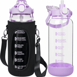 Seekua 1.5 liter Trinkflasche Glas Flasche mit Strohhalm & Zeitmarkierung, 1.5l Wasserflasche mit Früchteinsatz & Schutzhülle für Smoothie, Früchte, Kohlensäure geeignet