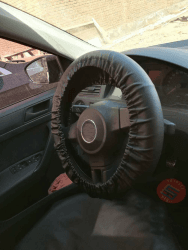 🚗 Schutz für Lenkrad aus geflochtenem Stoff 🌟