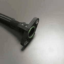 🚗 1PCS OEM 06E131143F 06E 131 143F Verbindungsrohr der Luftpumpe | Kompatibel mit C6 🛠️