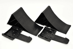 🔥 Super Deal: Unterlegkeile inklusive Halter - 2 Stück schwarz - 1600 kg - Bremskeil Anhänger Keile bis 1.6t