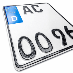 🏍️ SchildEVO 1 Carbon Motorrad Kennzeichen | 180 x 200 mm | Motorradkennzeichen Saison | Roller | Kraftrad | DHL-Versand 🚚 Angebot bei HelloDeals