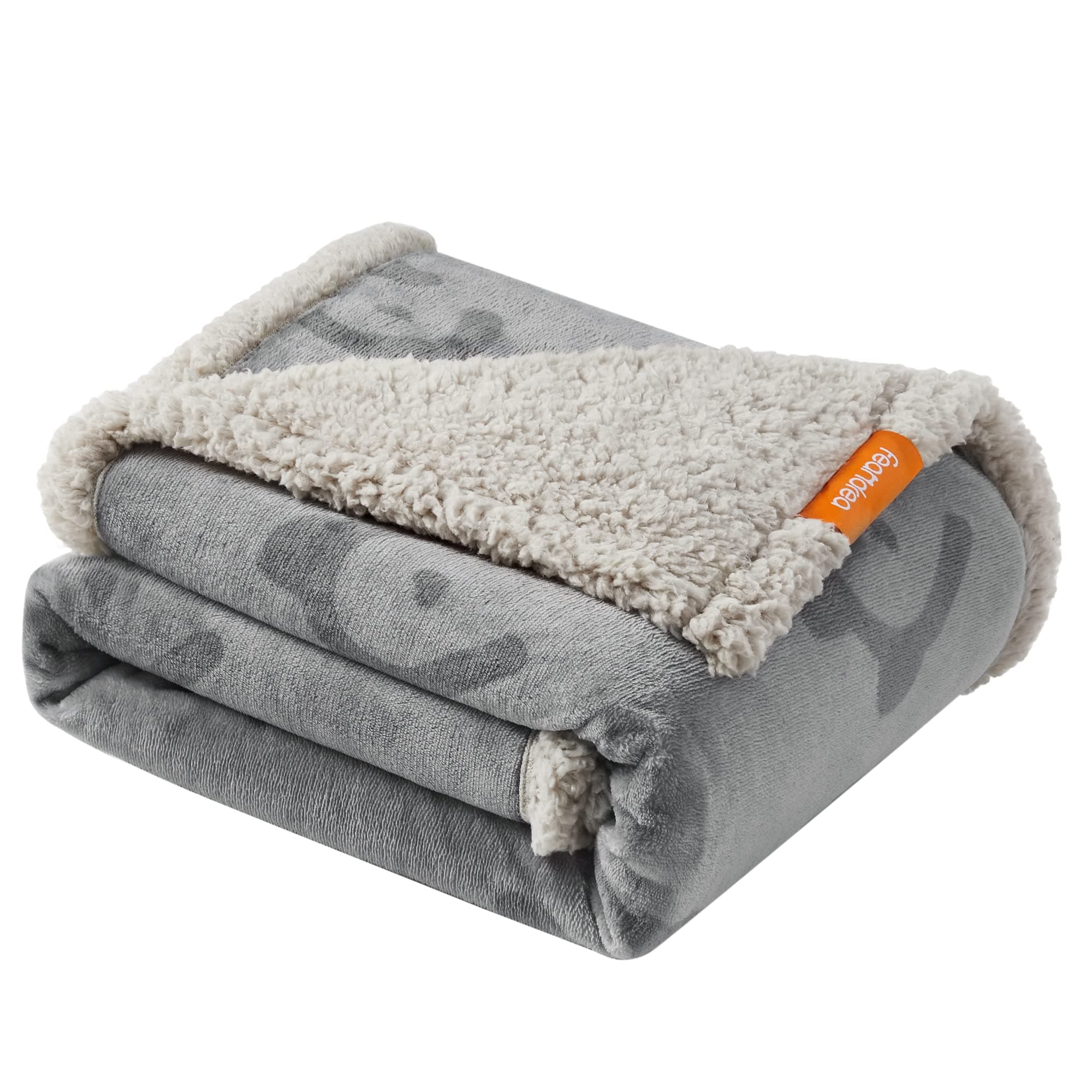 🐶 Feandrea Wasserdichte Hundedecke, Sherpa Fleece Haustier Decke für kleine und mittelgroße Hunde 🐾