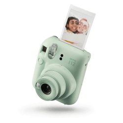 📸 Schnapp dir die instax Mini 12™ Mint-Green Kamera! 🌿 Angebot bei HelloDeals
