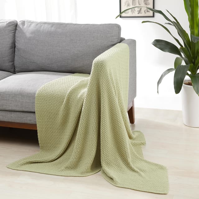 Amazon Basics Raumdekor-Überwurfdecke Kuscheldecke, 127 x 152 cm, Salbeigrün 🛋️