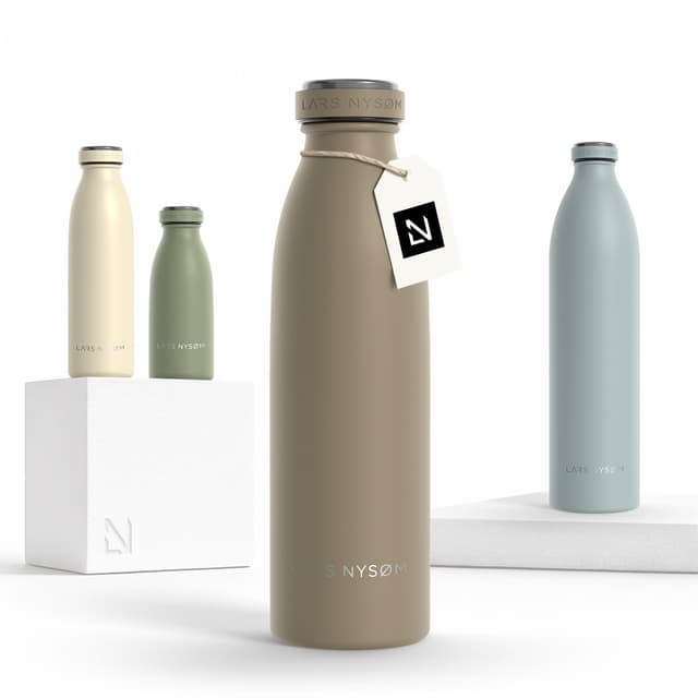 LARS NYSØM Edelstahl Trinkflasche 500ml Taupe Brown | Thermosflasche für Sport und Outdoor 🌿