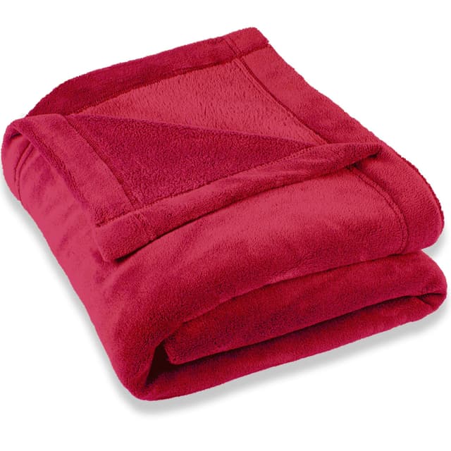 CelinaTex Flauschige Kuscheldecke 150 x 200 cm - Rot | Premium Montreal