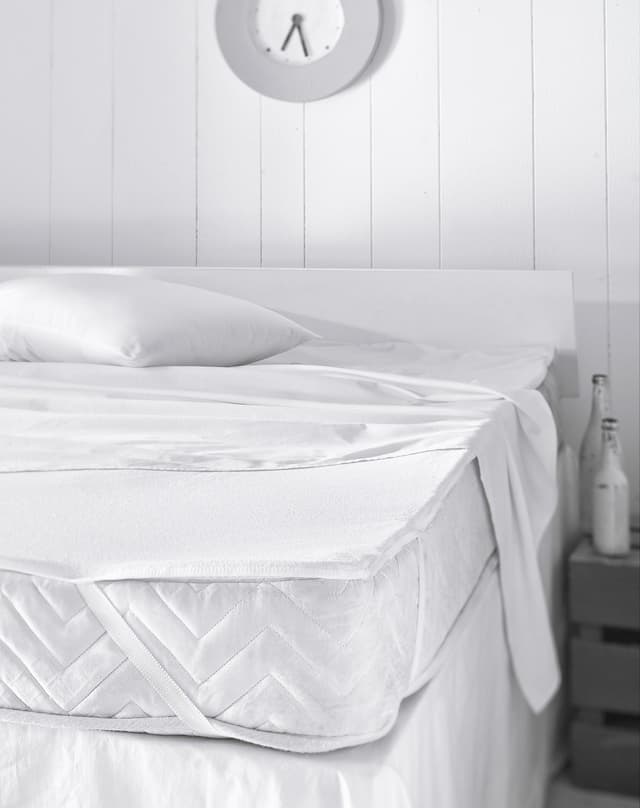 🛏️🌊 Mixibaby Matratzenschoner 180x200cm - Wasserdicht & Inkontinenzschutz