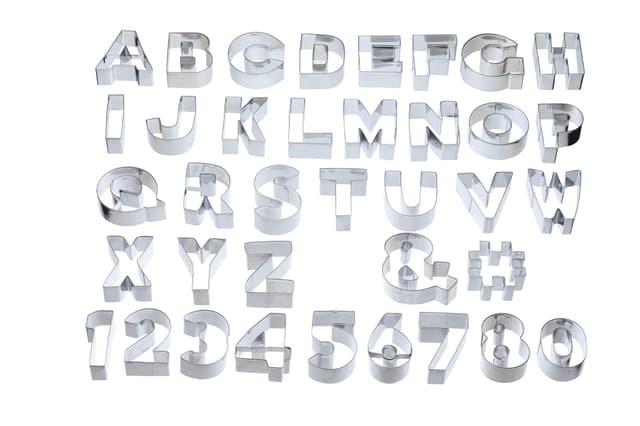🍰🎁 KitchenCraft Sweetly does it 35er Set Alphabet und Zahlen-Teigausstecher 🎂🍪