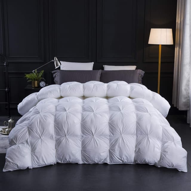 Angebote: Daunenbettdecke 155x220cm - 100% Baumwolle 🛌