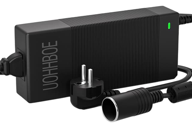 🚗 UOHHBOE Spannungswandler 230v auf 12v KFZ Netzadapter 10A 120W - Deal!