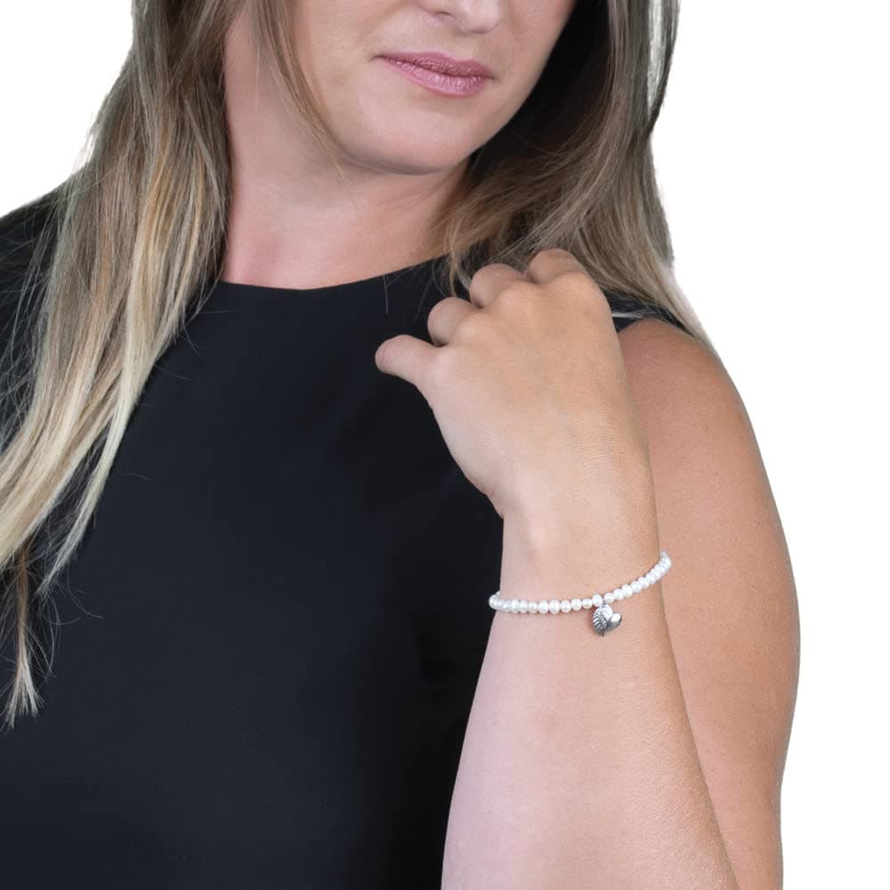 Engelsrufer Damen Stretch-Armband aus Sterling Silber mit Süßwasser-Perlen und Herzflügel-Anhänger, nickelfrei, 17 cm