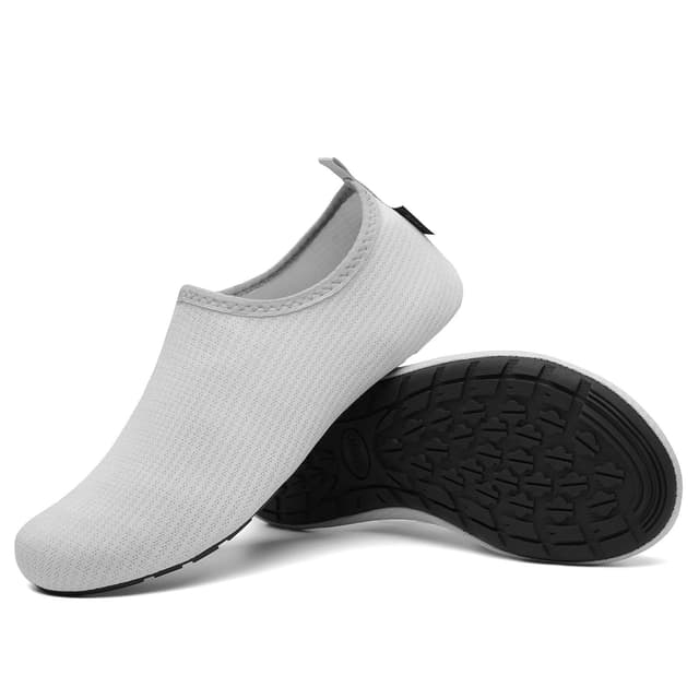 SAGUARO Badeschuhe Herren Wasserschuhe Damen Schwimmschuhe Aquaschuhe Schnell Trocknend Strandschuhe Surfschuhe Leicht Neoprenschuhe Tauchschuhe,EU Gr.36-47 Silber 44/45 EU