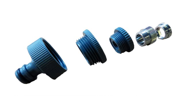 Aquamon Wasserhahn-Adapter 5-fach mit Aquamon 2-fach Metalladapter M22x1 Innen-, M24x1 Außengewinde Sowie 3-fach Adapter Rehau-Adapter 1 Zoll, 3/4 Zoll, 1/2 Zoll Innengewinde (IG) - Für haushaltsübliche Wasseranschlüsse an Dusche, Waschbecken, Küchenarmat