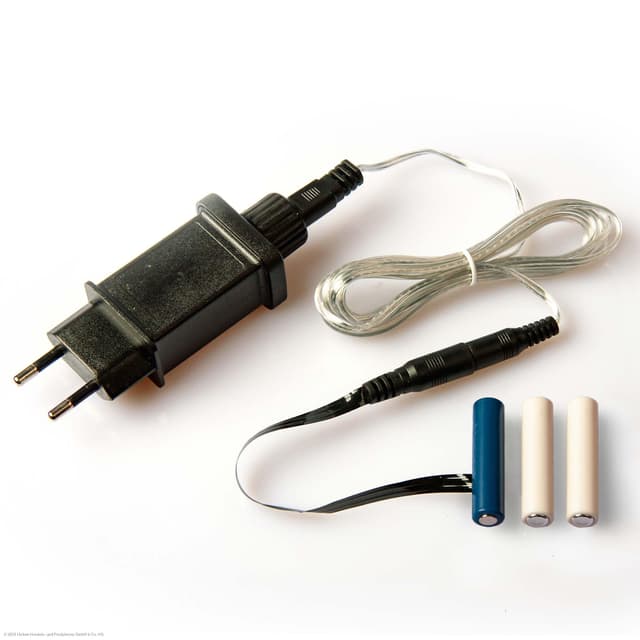 Hellum Batterie Adapter 3X AAA, Ersatz für 3X AAA Batterien 1,8m transparentes Kabel,4,5V Netzteil Adapter Dummy, für Deko batteriebetrieb 150513