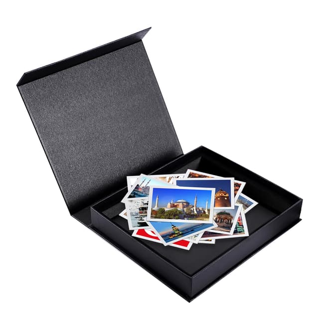JINGHANGER Fotoaufbewahrungsbox mit Deckel 21,5x25x4 cm Fotohalter Fotoboxen aus Karton Foto Organizer Box für Postkarten Fotos Dokumente Scrapbooking Andenken (Schwarz)