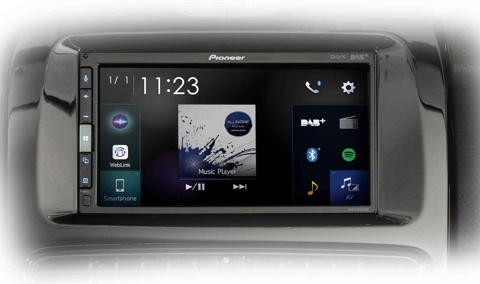 Pioneer SPH-EVO62DAB-CLIO Mediacenter für Renault Clio IV – 6,8-Zoll Touchscreen, 1,5A Quick-Charging USB, Apple CarPlay, Android Auto, DAB/DAB+ Digitalradio, Bluetooth, 13-Band-Equalizer