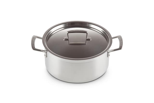 Le Creuset Bratentopf aus 3-ply Edelstahl mit Deckel, Ø 24 cm, Für alle Herdarten inkl. Induktion geeignet, Silber, 96200724001000 5.3 Liter