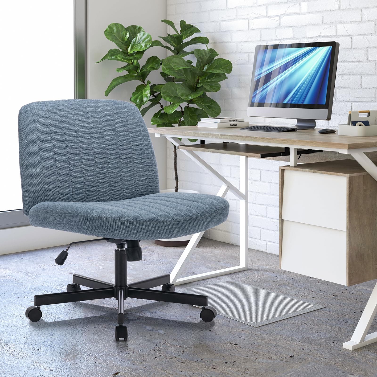 COLAMY Breiter Bürostuhl, Gepolsterter Armloser Schreibtischstuhl Drehbarer Home Office Stuhl 115° Wippfunktion Ergonomischer Computerstuhl für Home Office, Schminken, Gaming (Mit Rollen, Blau) Blau Mit Rollen