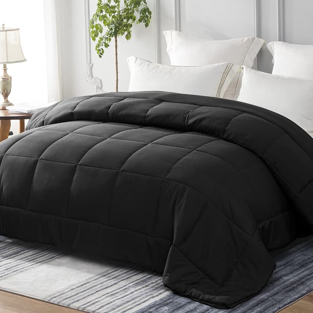 Yebeda 4-Jahreszeiten Bettdecke in 155x220 cm Schwarz, Atmungsaktive und Superweiche Ganzjahres-Steppdecke Schlafdecke Schwarz 155 x 220 cm