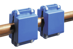 Maximex Spezial-Rohr-System 2er Set, einfache Montage, Magnet-Effekt, praktisches Doppelpack, passend für alle Rohre, Maße (BxHxT) 1er: 5x7x4,3cm Angebot bei HelloDeals