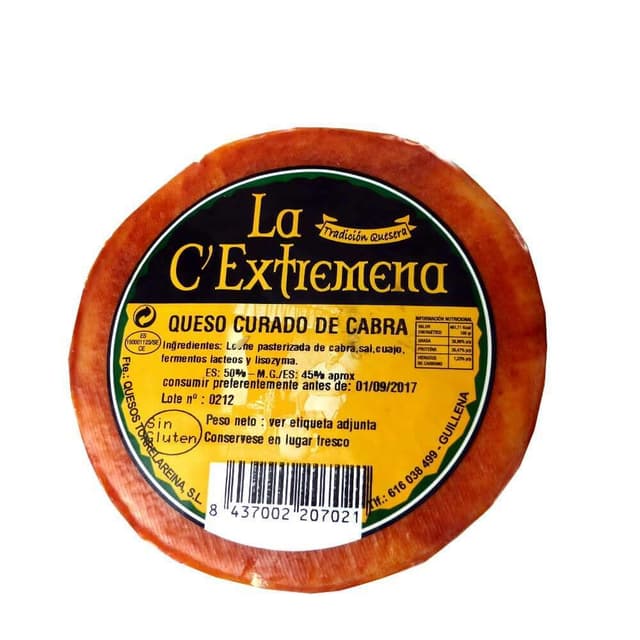 ganzer Laib La Extremeña gereifter Ziegenkäse curado mit pasteurisierter Milch aus Spanien - Paprika Rinde