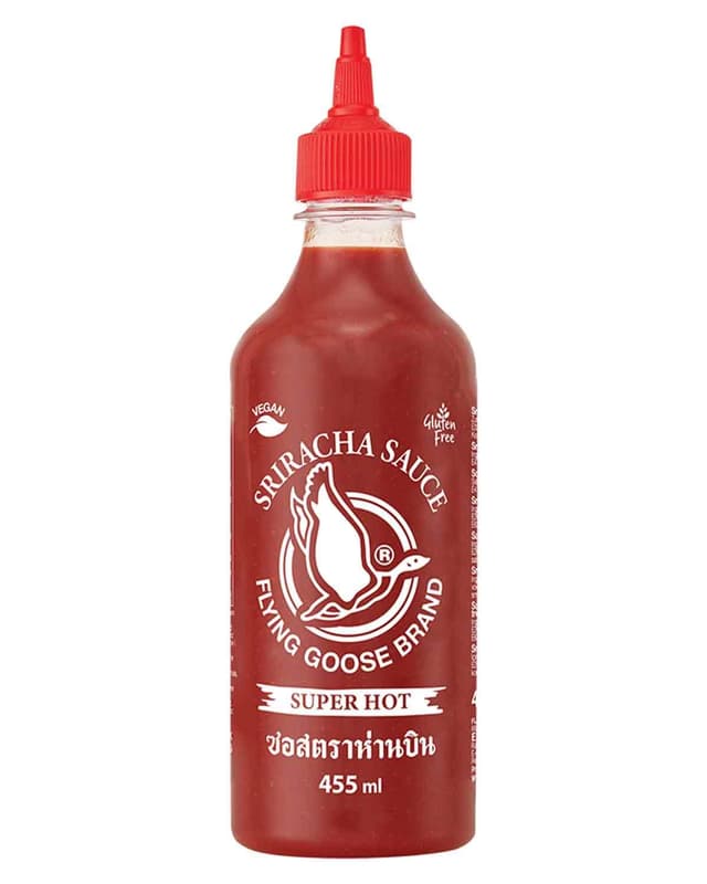 FLYING GOOSE Sriracha Chilisauce, mit extra Chili, sehr scharf, rote Kappe, sehr scharfe Würzsauce aus Thailand, 1 x 455 ml 455ml