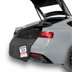 LIONSTRONG® Ladekantenschutz Kofferraum [GEPOLSTERT & WASSERDICHT] – Universelle Schutzmatte geeignet vom Kleinwagen bis zum SUV – Kofferraumschutz Auto Hund – Kratzfest und rutschfest 100x100cm Angebot bei HelloDeals