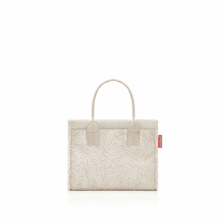 reisenthel daily shopper XS – Die kleinere Version unseres modernen, stromlinienförmigen Shoppers – eine praktische rechteckige Crossbody-Handtasche. Angebot bei HelloDeals